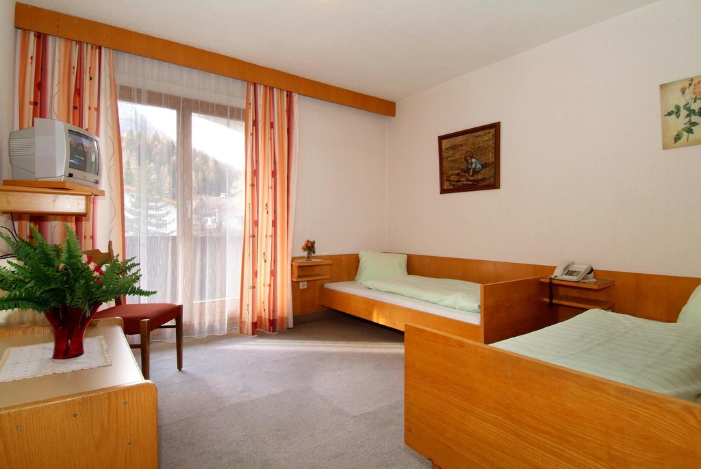 Hotel Alpina Regina Biberwier Chambre photo